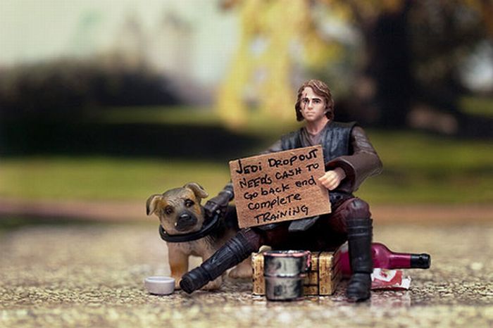 The Secret Life of Star Wars Toys (28 pics)