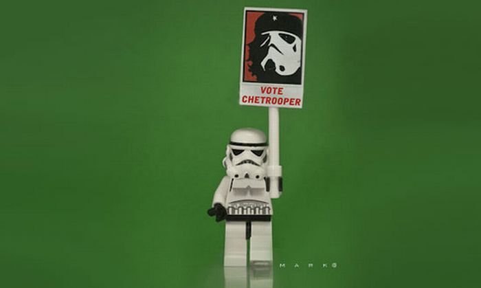 The Secret Life of Star Wars Toys (28 pics)