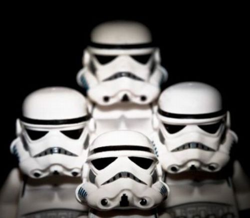 The Secret Life of Star Wars Toys (28 pics)