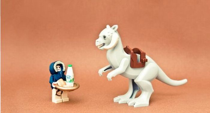 The Secret Life of Star Wars Toys (28 pics)