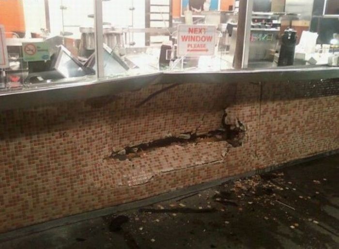 Acid Picdump (140 pics)