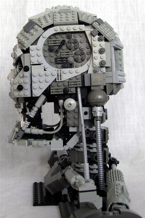 LEGO Terminator (7 pics)