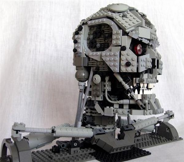 LEGO Terminator (7 pics)