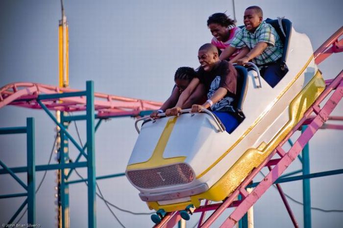 Roller Coaster Fun. Part 2 (47 pics)