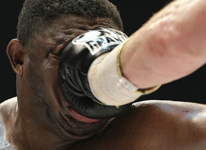 Getting Knocked Out (42 pics)