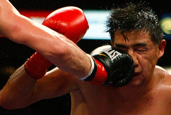 Getting Knocked Out (42 pics)