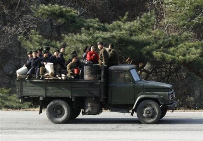 The Life in North Korea (120 pics)