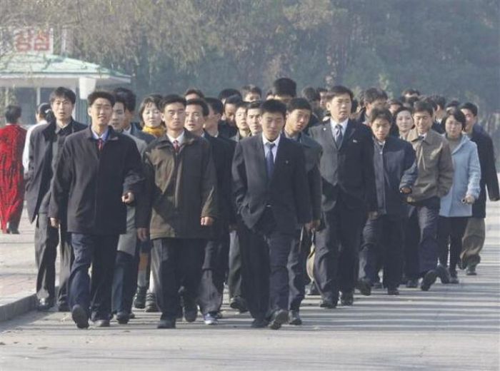 The Life in North Korea (120 pics)