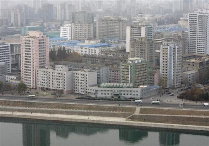 The Life in North Korea (120 pics)