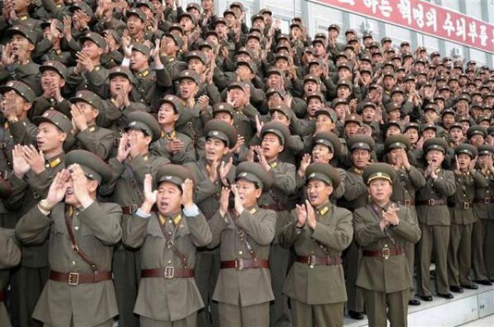 The Life in North Korea (120 pics)