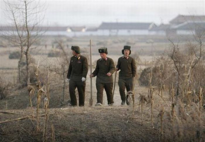 The Life in North Korea (120 pics)