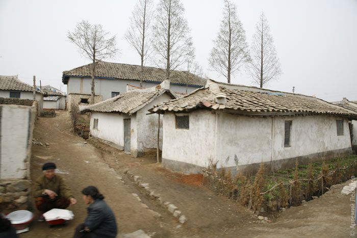The Life in North Korea (120 pics)