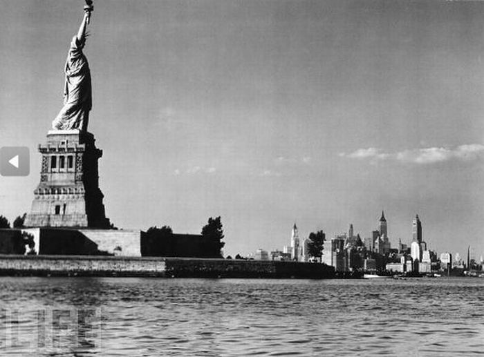 The Story of Statue of Liberty in Photos (27 pics)