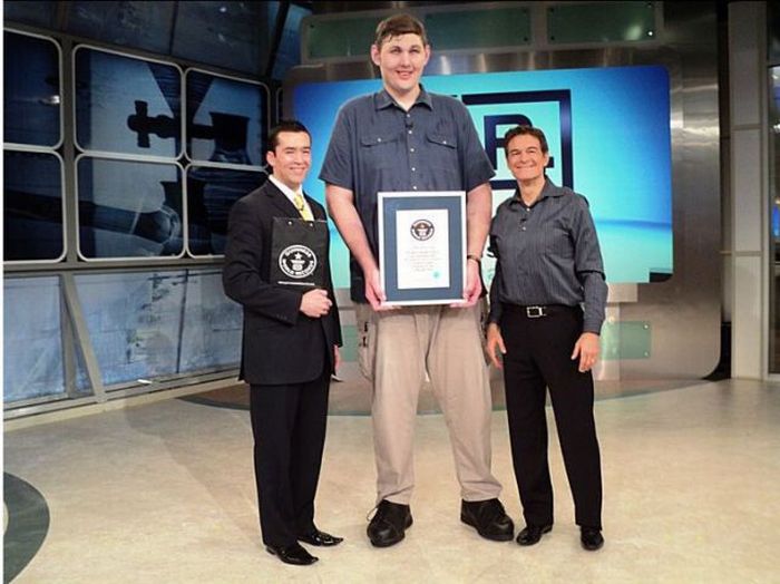 The Tallest Man of America (30 pics)