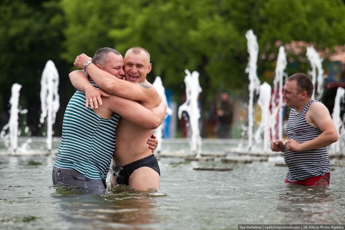 Border Guard's Day in Moscow (51 pics)