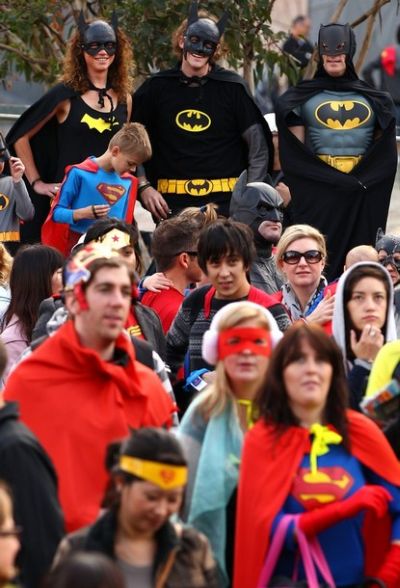 Most Number of People Dressed in Superhero Costume (27 pics)