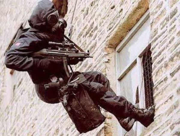 Special Forces Around the World (54 pics)