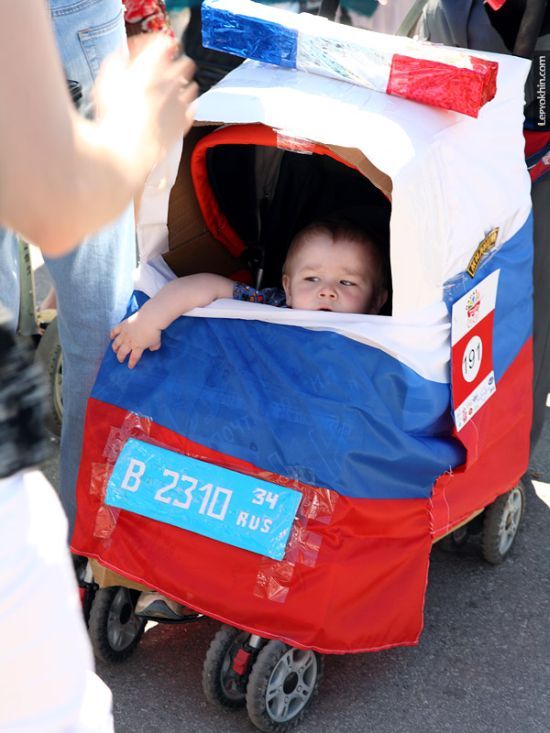 Custom Strollers Parade in Russia (55 pics)