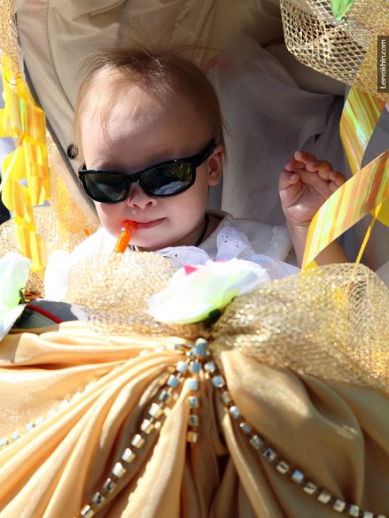 Custom Strollers Parade in Russia (55 pics)