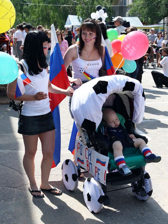 Custom Strollers Parade in Russia (55 pics)