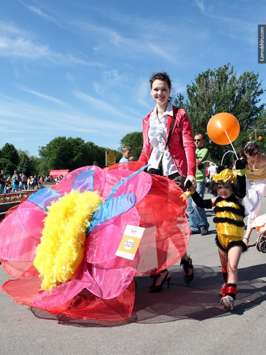 Custom Strollers Parade in Russia (55 pics)