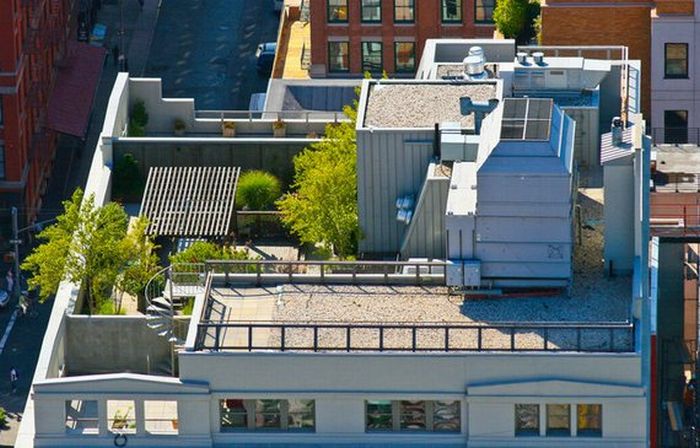 Rooftops of Rich People (20 pics)