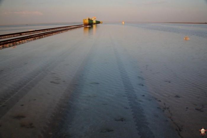 The Saltiest Lake of Russia (20 pics)