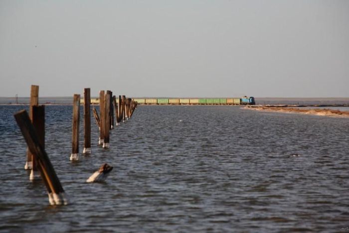 The Saltiest Lake of Russia (20 pics)
