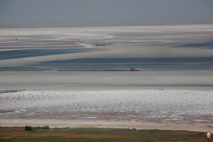 The Saltiest Lake of Russia (20 pics)