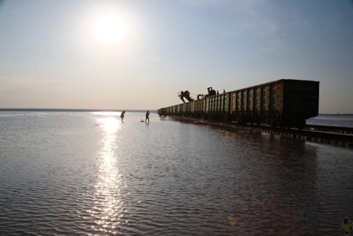The Saltiest Lake of Russia (20 pics)