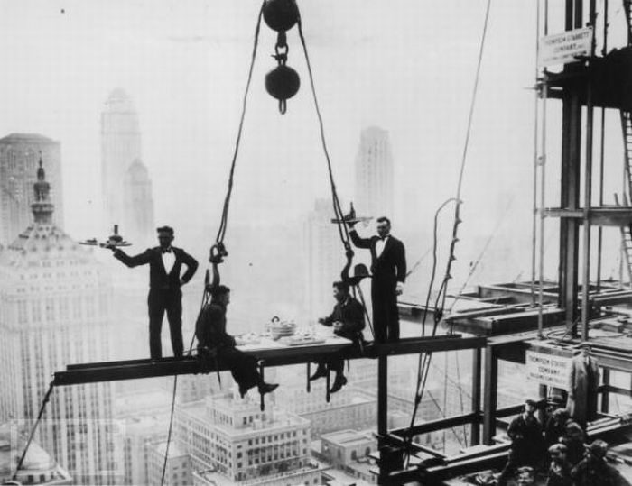 Amazing Stunts from the Past (26 pics)