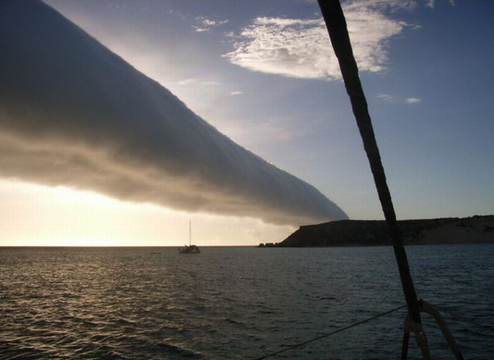 Beautiful Morning Glory Clouds (11 pics)