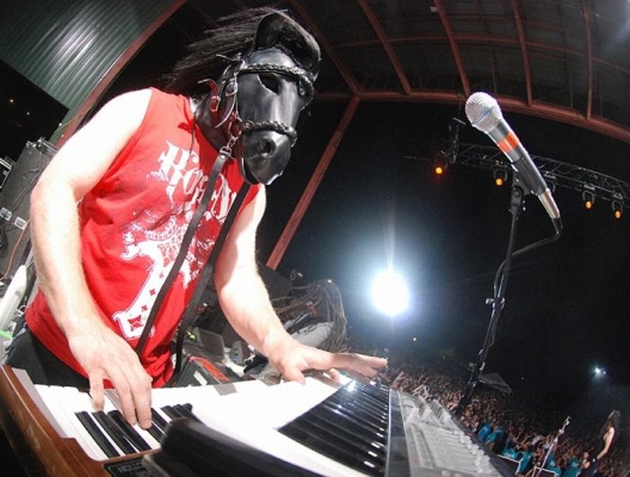 Weird Masks (35 pics)