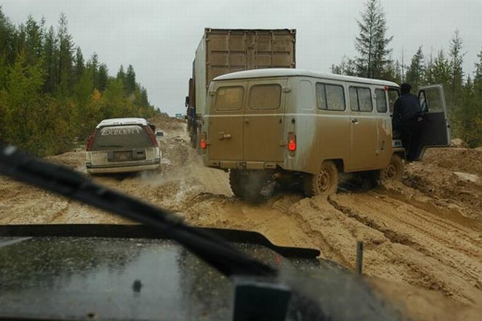 The Worst Road in Russia and Probably in the World (61 pics)