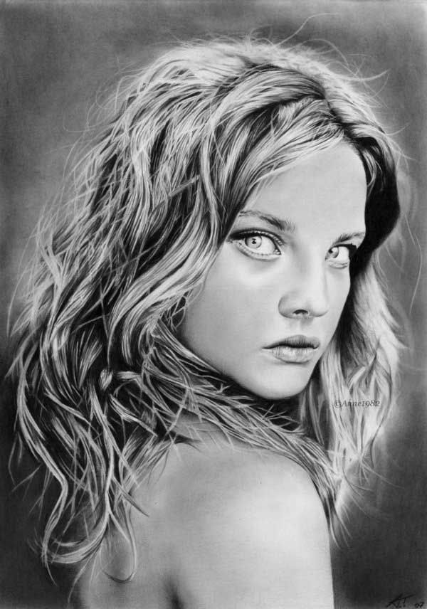 Incredible Female Portraits Drawn By Pencils 54 Pics 8775