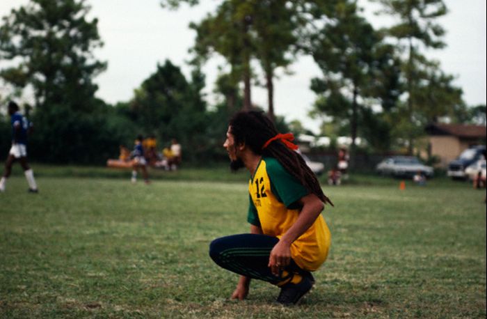 Bob Marley Playing Soccer (13 pics)