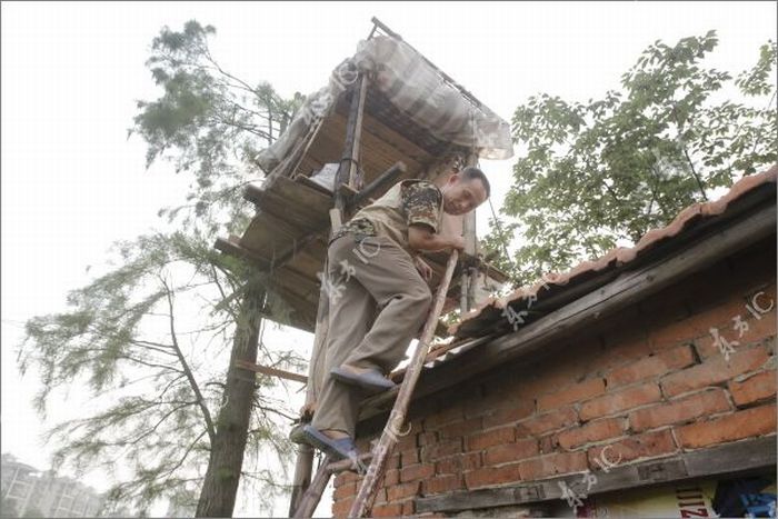 Chinese Farmer Defends His Land Homemade Canon (16 pics)