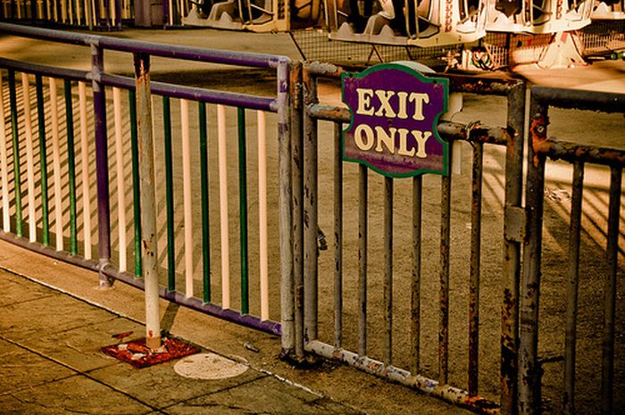 Abandoned Six Flags in New Orleans (54 pics)