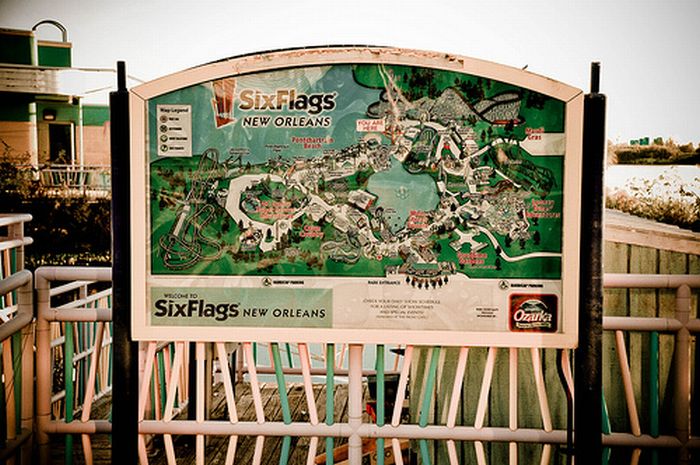 Abandoned Six Flags in New Orleans (54 pics)