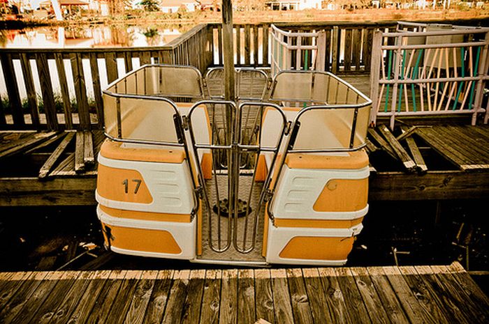 Abandoned Six Flags in New Orleans (54 pics)