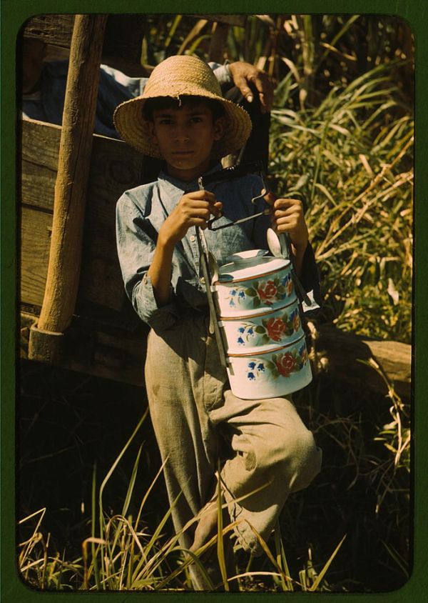 Jack Délano - the Man Who Colored the Forties (18 pics)
