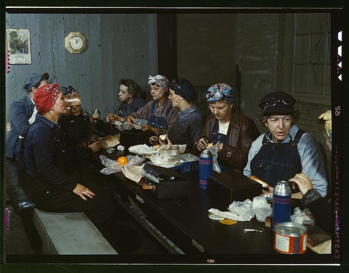 Jack Délano - the Man Who Colored the Forties (18 pics)