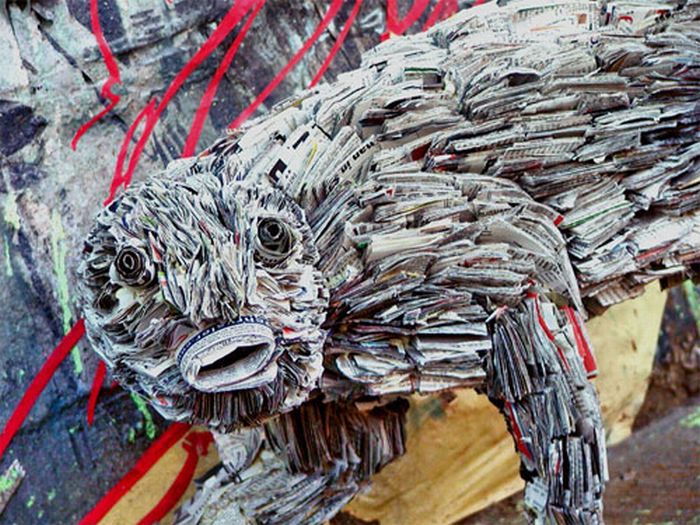 Newspaper Sculptures by Nick Georgiou (32 pics)