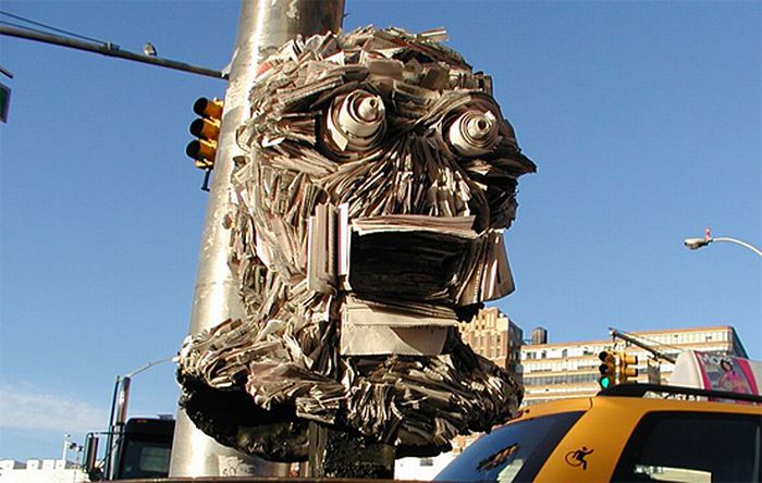 Newspaper Sculptures by Nick Georgiou (32 pics)