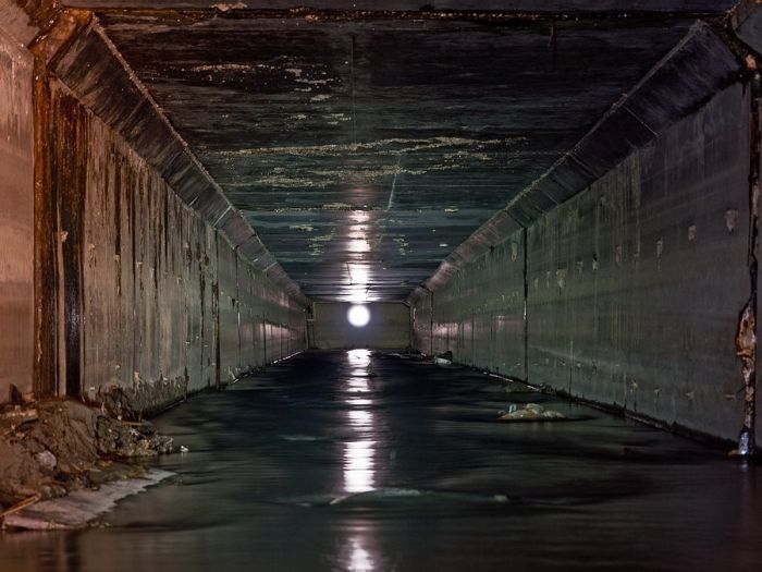 Underground River in Novosibirsk, Russia (18 pics)