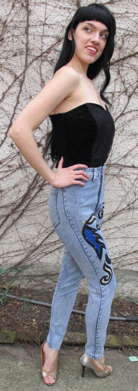 Girls of Ebay (46 pics)