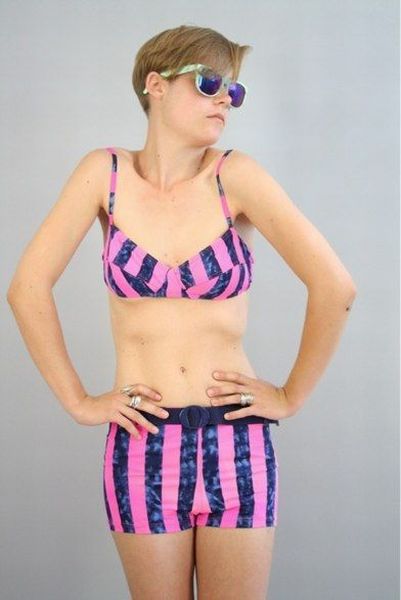 Girls of Ebay (46 pics)