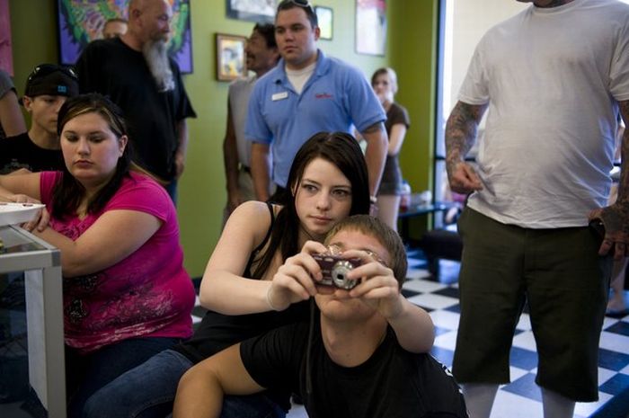 Man Gets Pierced 1,091 Times (17 pics)