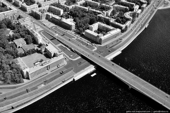 Aerial Photographs of Russian City of Saint Petersburg (45 pics)