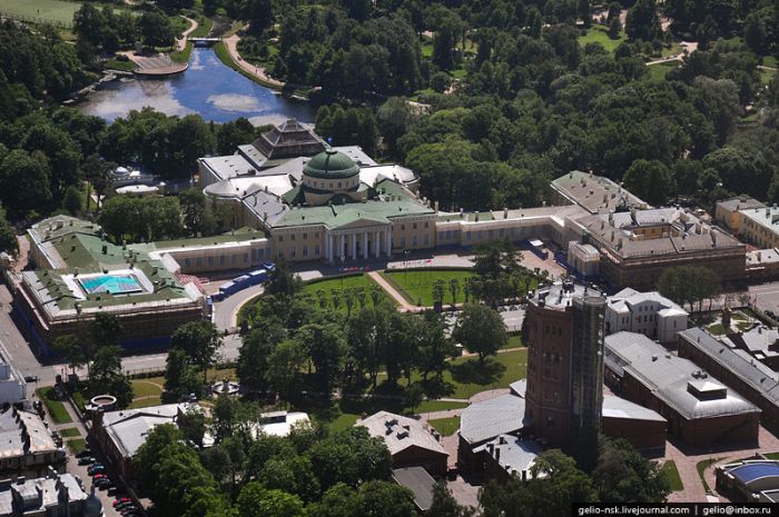 Aerial Photographs of Russian City of Saint Petersburg (45 pics)